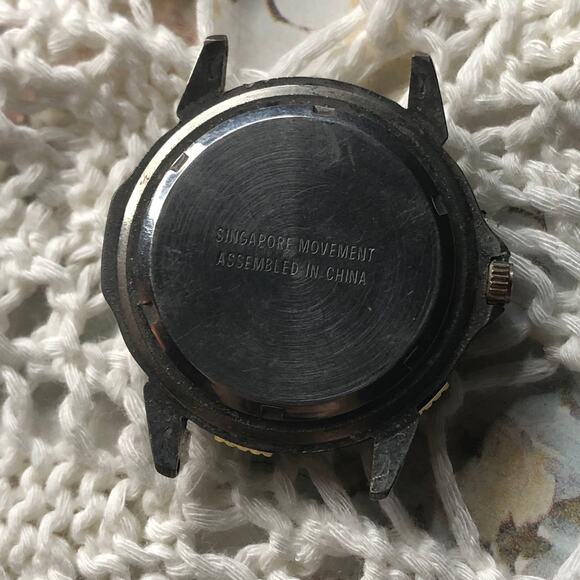 Vintage Selina Mens Wrist Watch Part - Does Not Run, For Parts (Diver's Watch?) - Picture 5 of 7